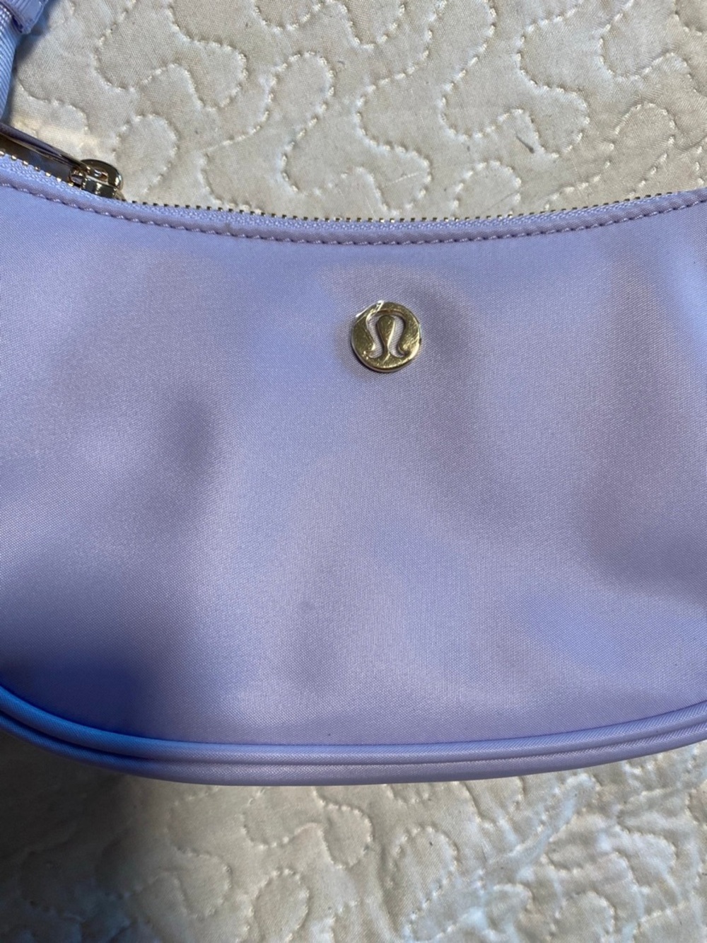 lululemon athletica Lilac Shoulder Bag with Gold Hardware - Picture 2 of 12